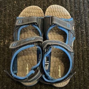Eddie Bauer adjustable velcro sandals. Youth size 4